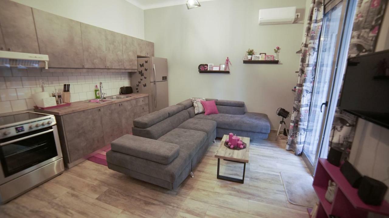D16-Cosy Downtown Apartment Athen Eksteriør billede