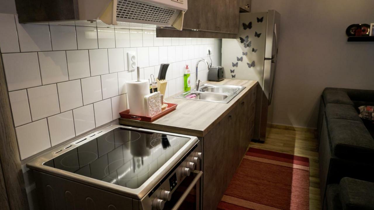 D16-Cosy Downtown Apartment Athen Eksteriør billede