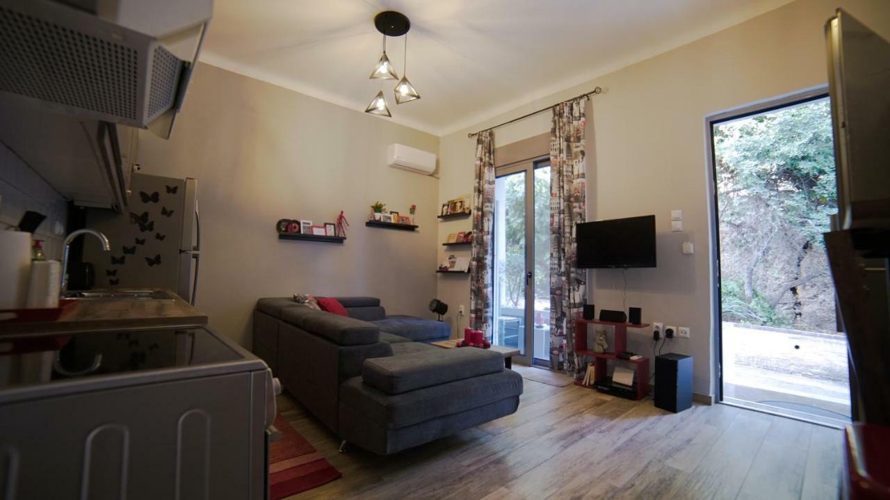 D16-Cosy Downtown Apartment Athen Eksteriør billede