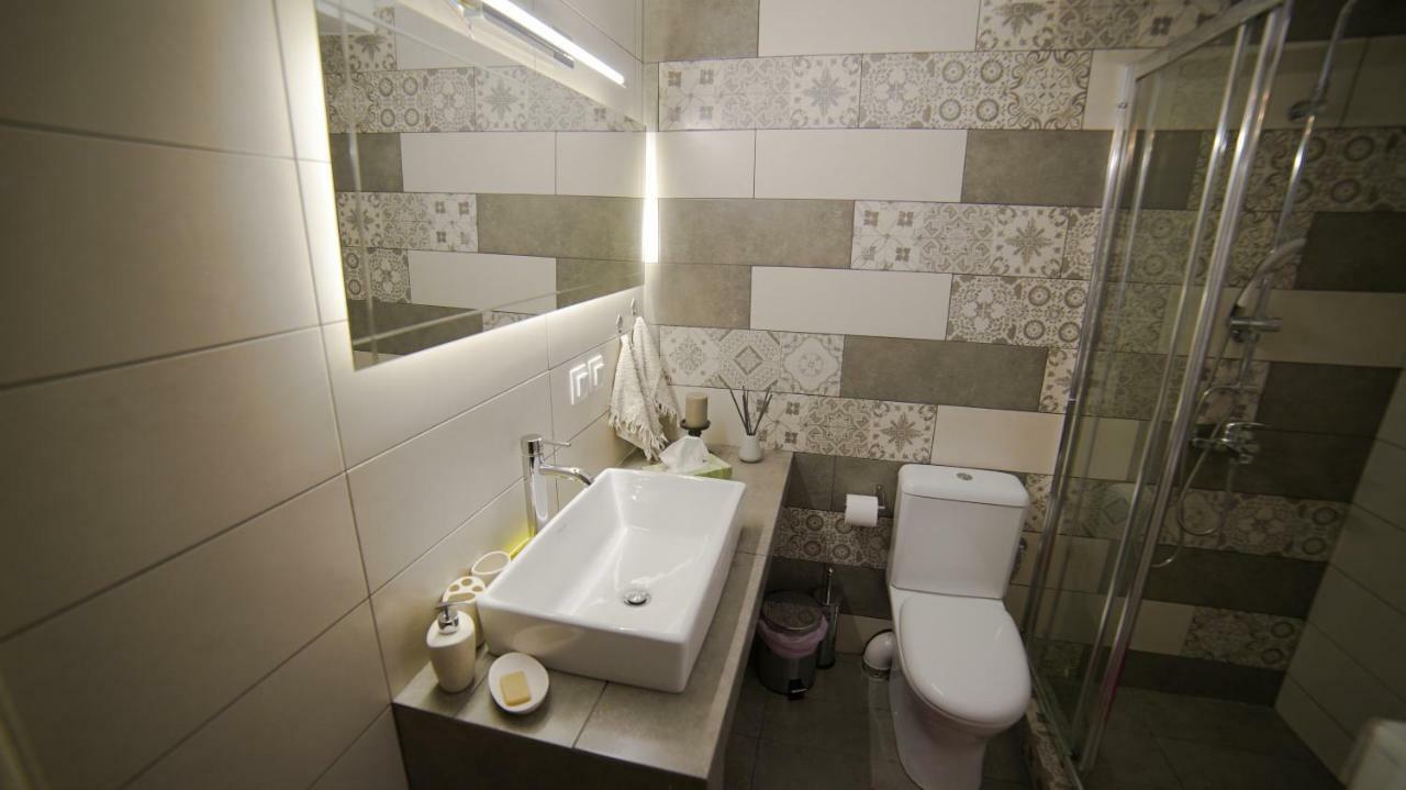 D16-Cosy Downtown Apartment Athen Eksteriør billede