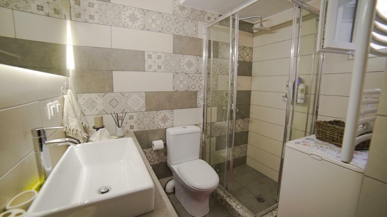 D16-Cosy Downtown Apartment Athen Eksteriør billede
